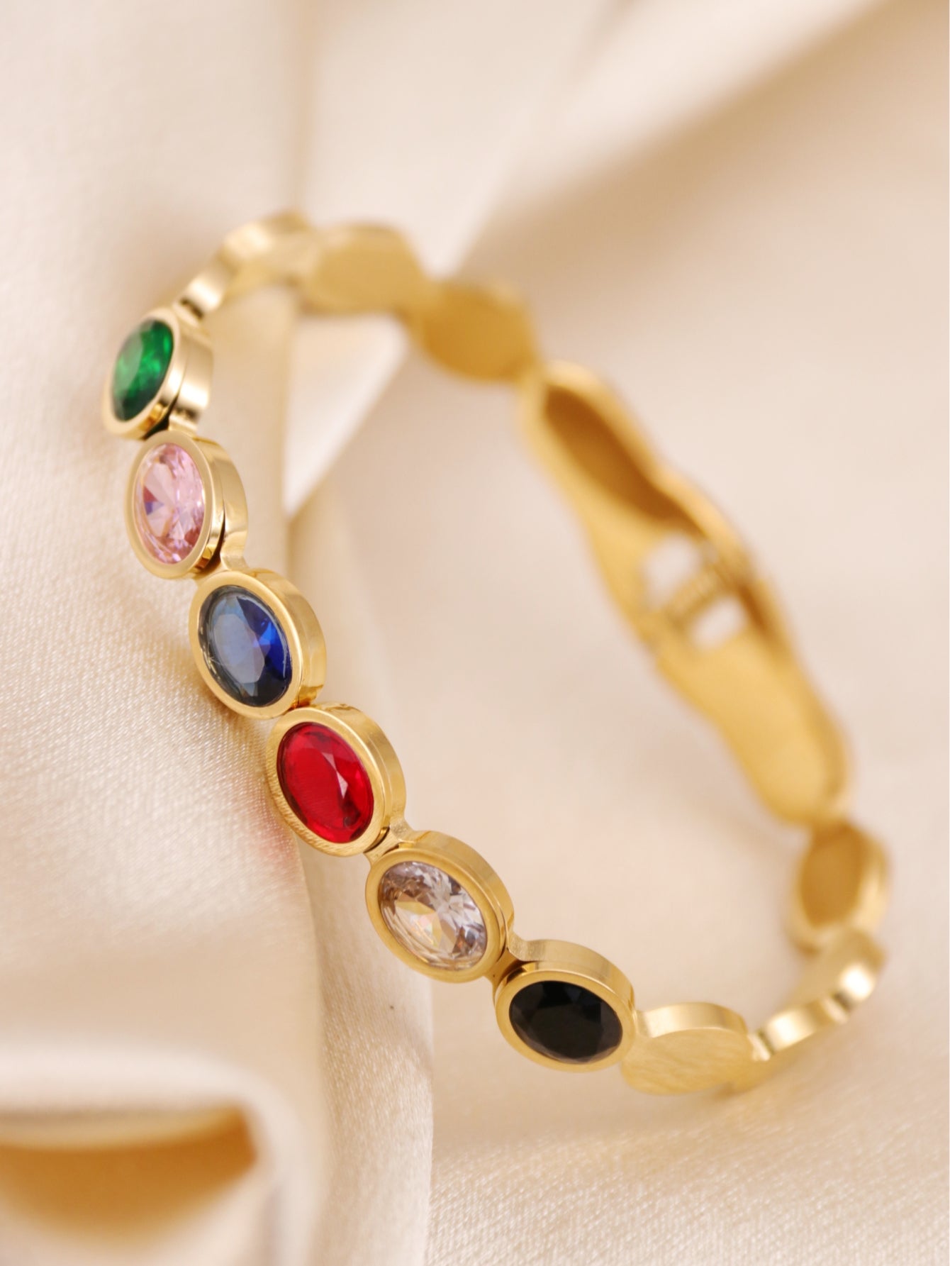 Iris gemstone Bangle