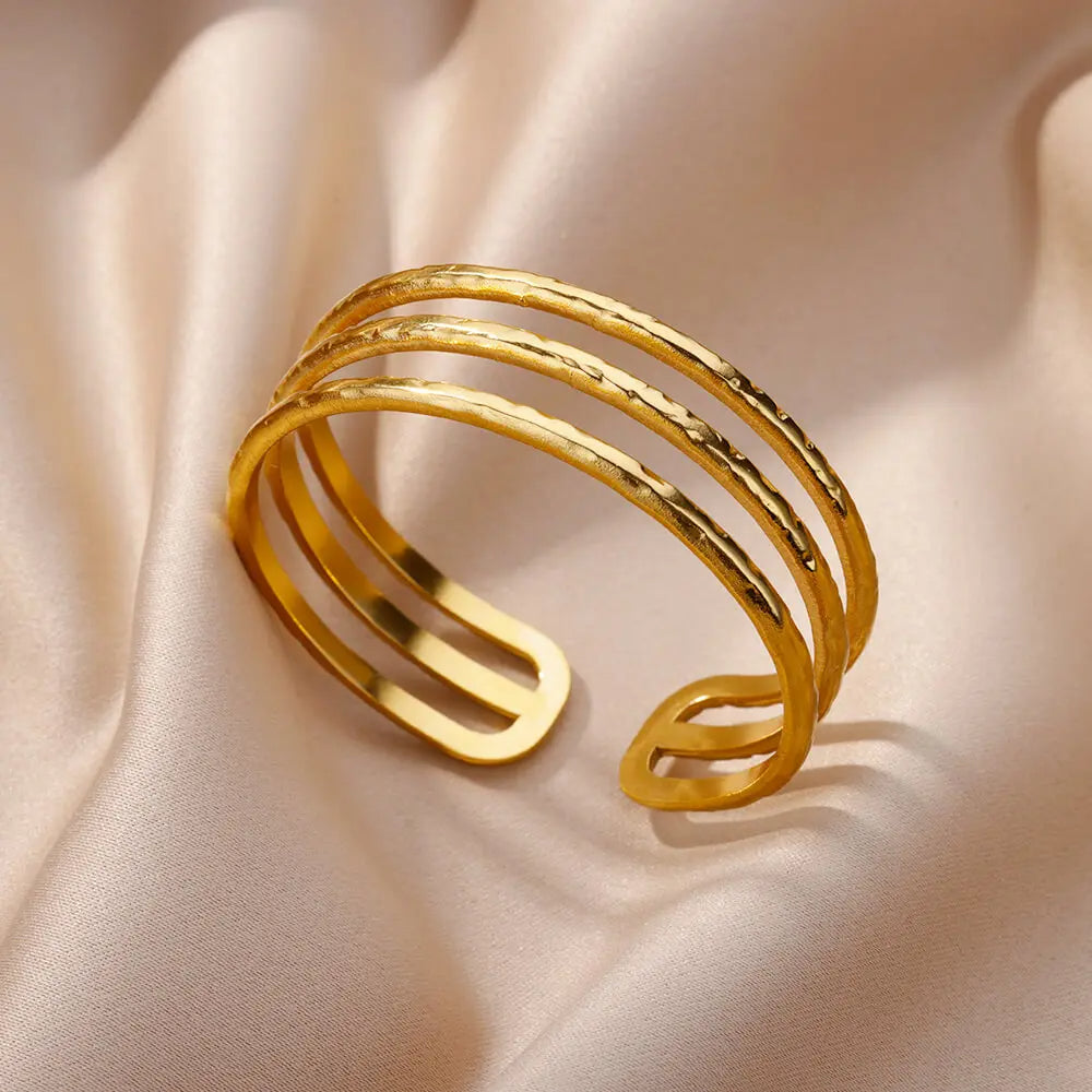 Aura Triple-Band Cuff