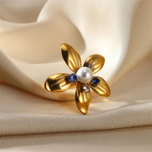 Eva Pearl Ring