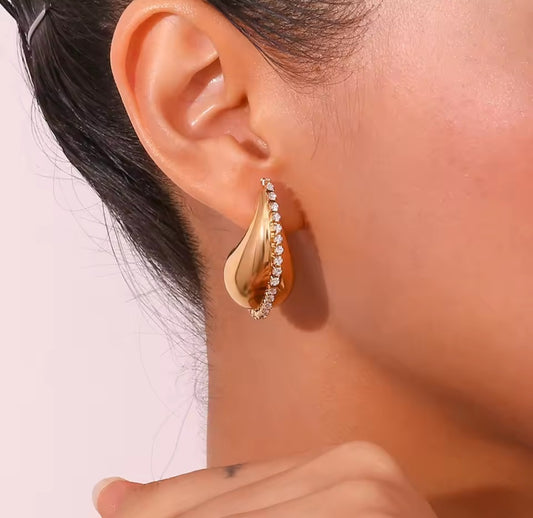 Midas Zircon Curve Earrings