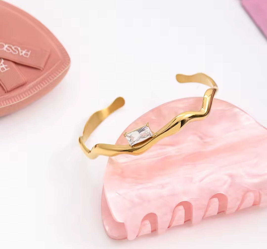 Wave Zircon Open Bracelet