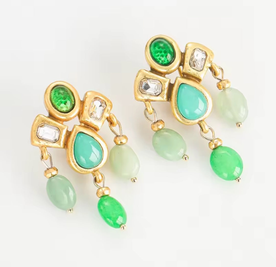 Green Stone vintage Earrings