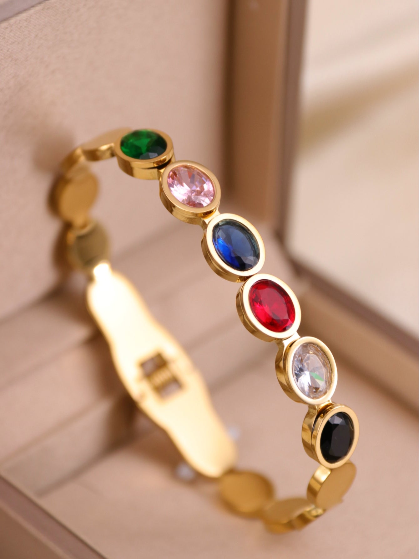 Iris gemstone Bangle