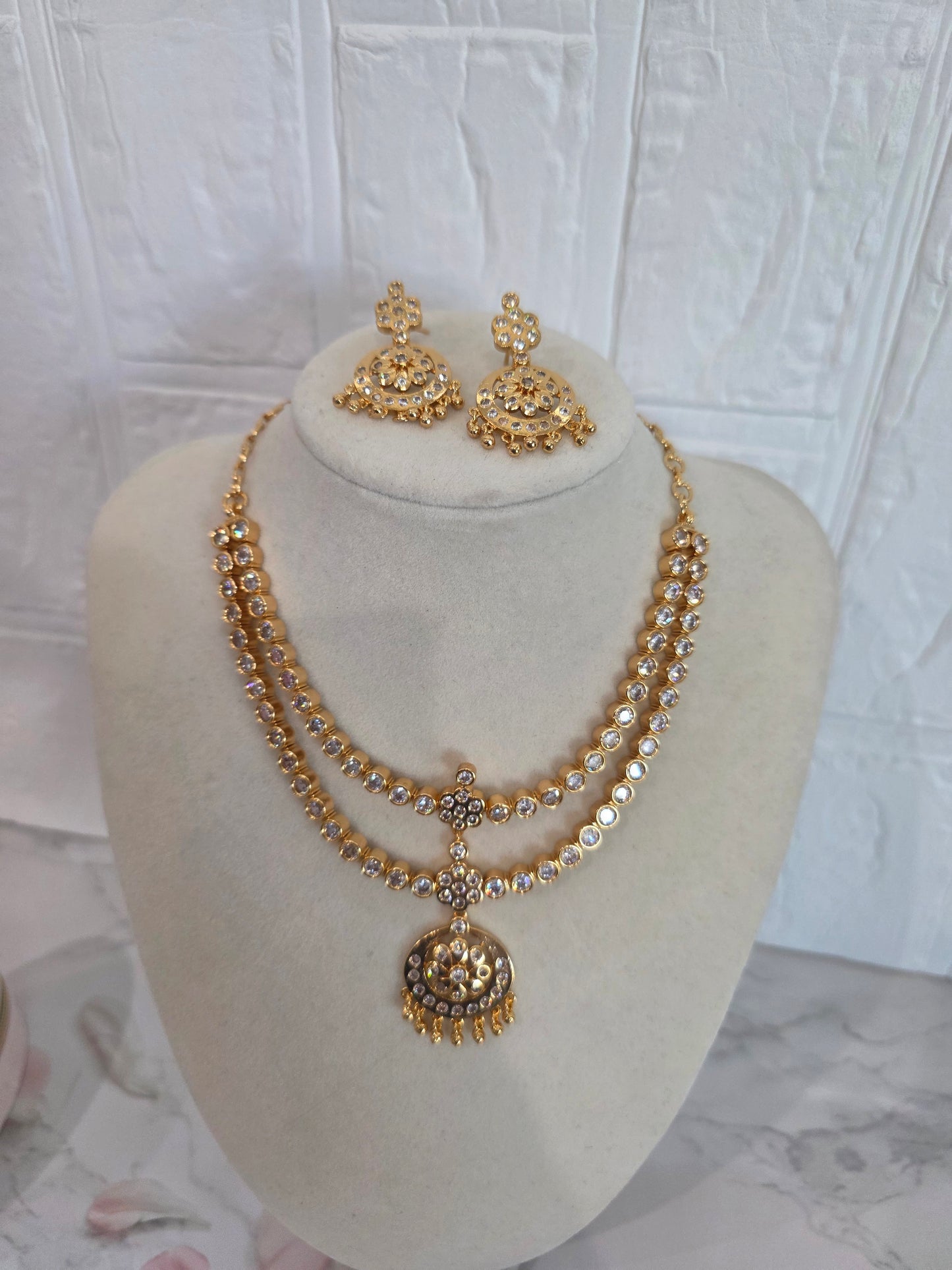 Vintage Inspired layered Attigai