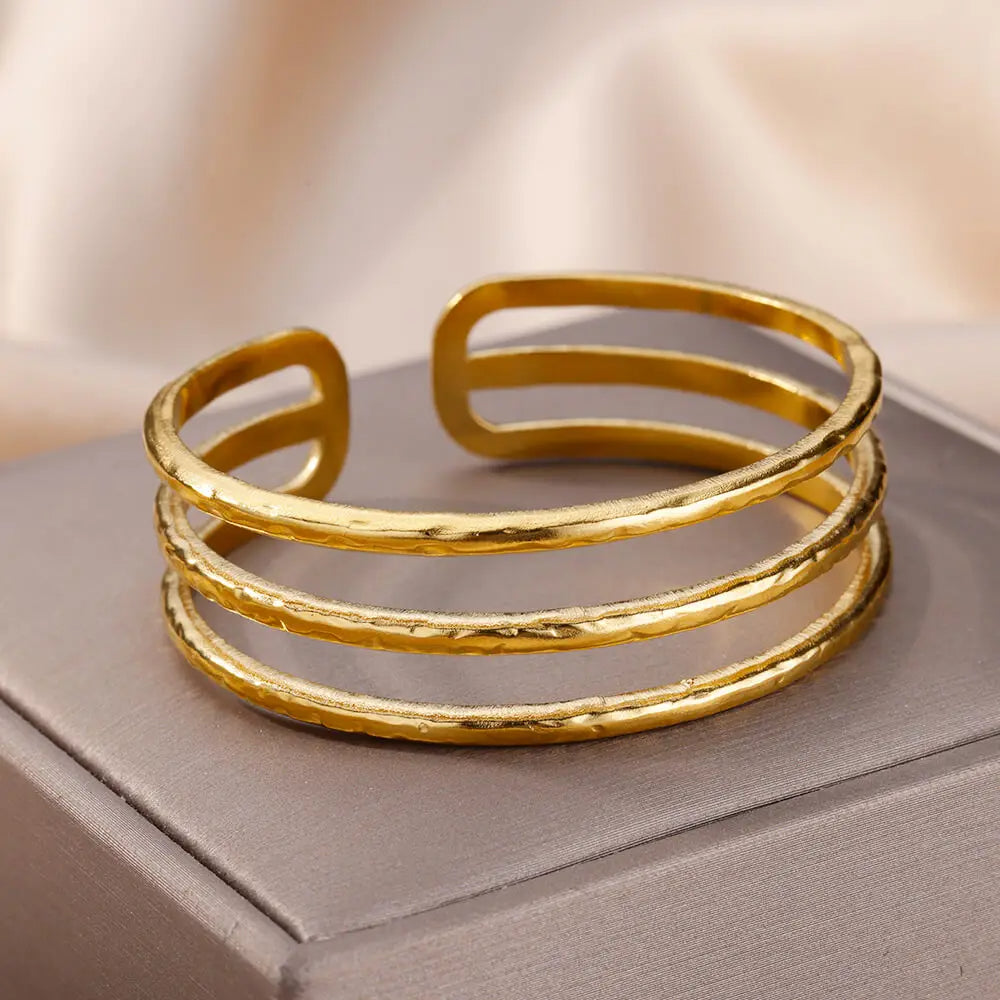 Aura Triple-Band Cuff
